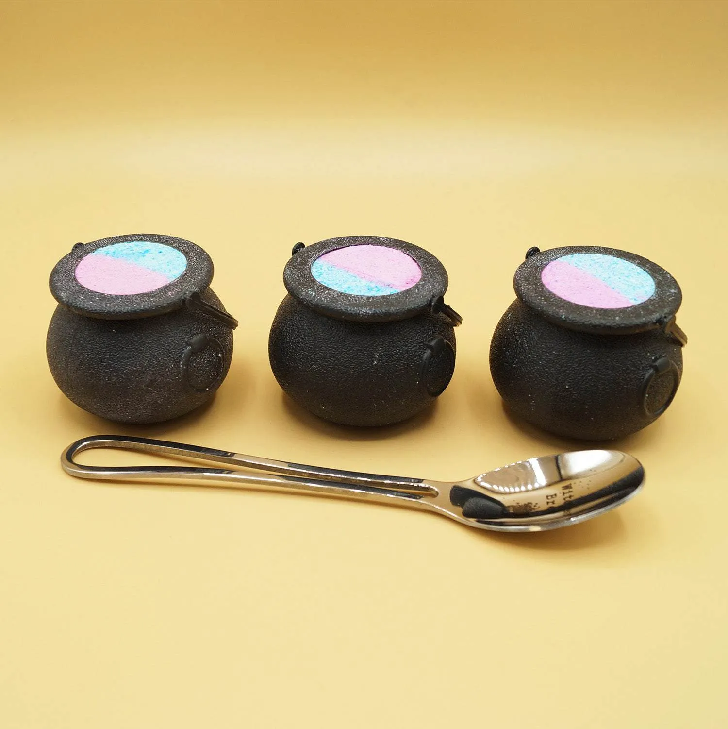 Sweet Halloween 2022 - Bath Bombs & Spoon (Sold Out)
